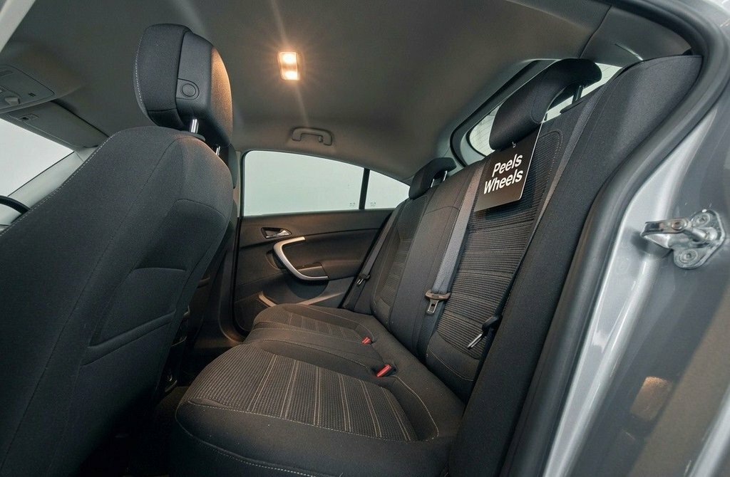 Vauxhall Insignia 2L Sri Nav Silver #6