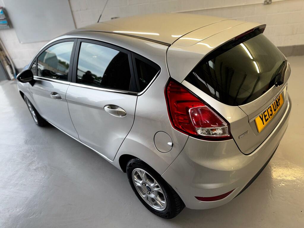 Ford Fiesta Hatchback YE13UAP #3
