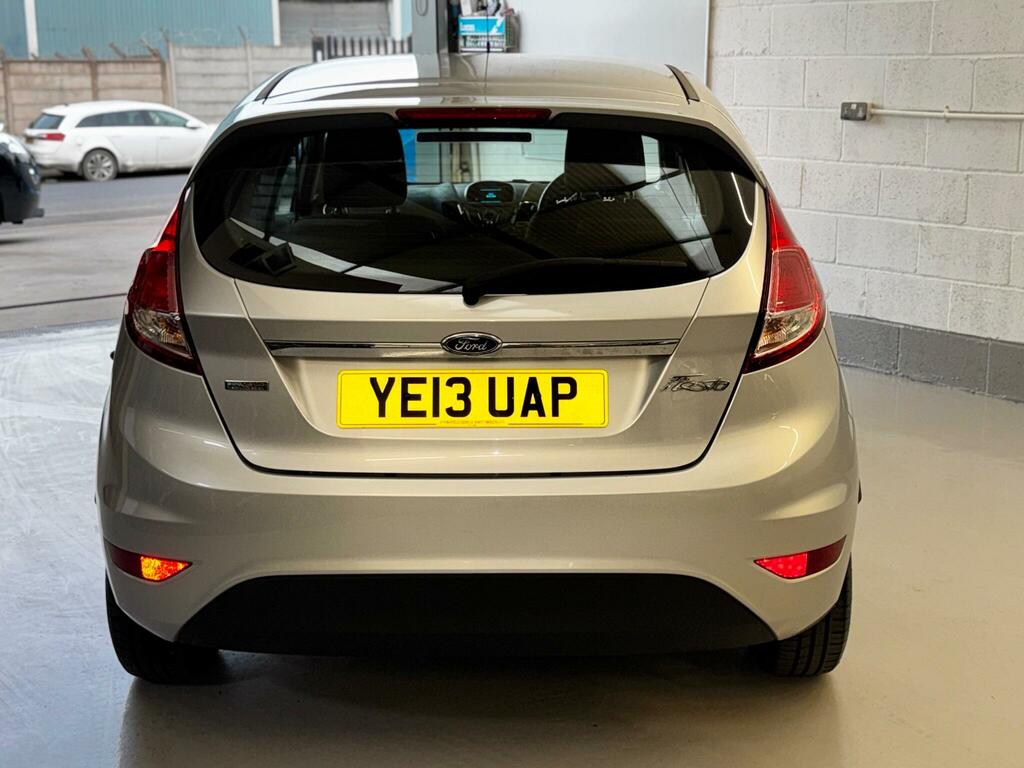 Ford Fiesta Hatchback YE13UAP #4