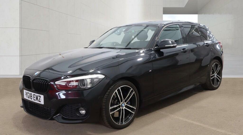 BMW 1 Series Hatchback YG18EMZ #2