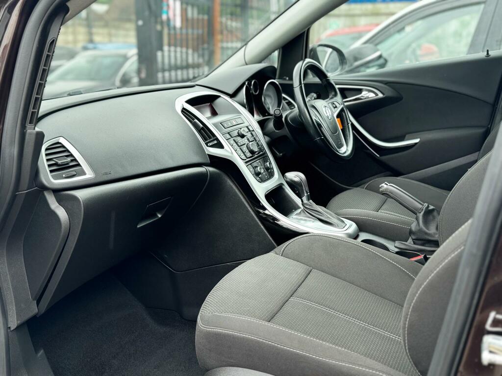 Vauxhall Astra Biturbo Cdti White #7