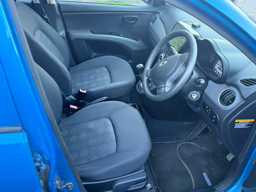 Hyundai I10 Comfort Red #9