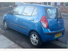 Hyundai I10 Comfort Red #15