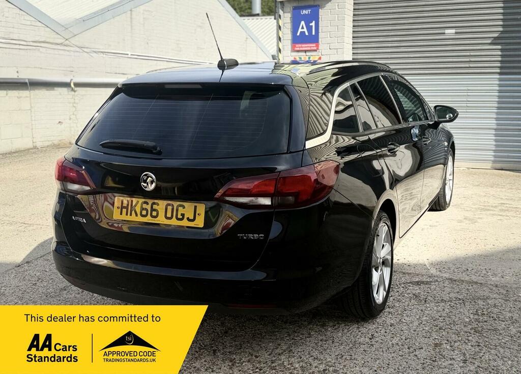 Vauxhall Astra Estate HK66OGJ #4