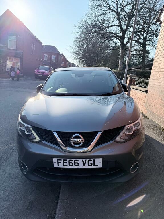 Nissan Qashqai Suv FE66VGL #2
