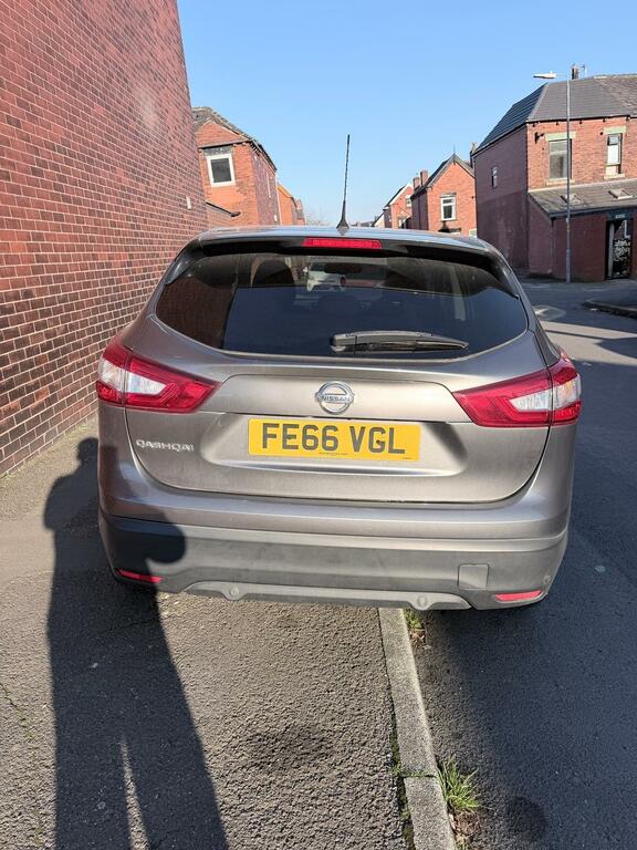 Nissan Qashqai Suv FE66VGL #3