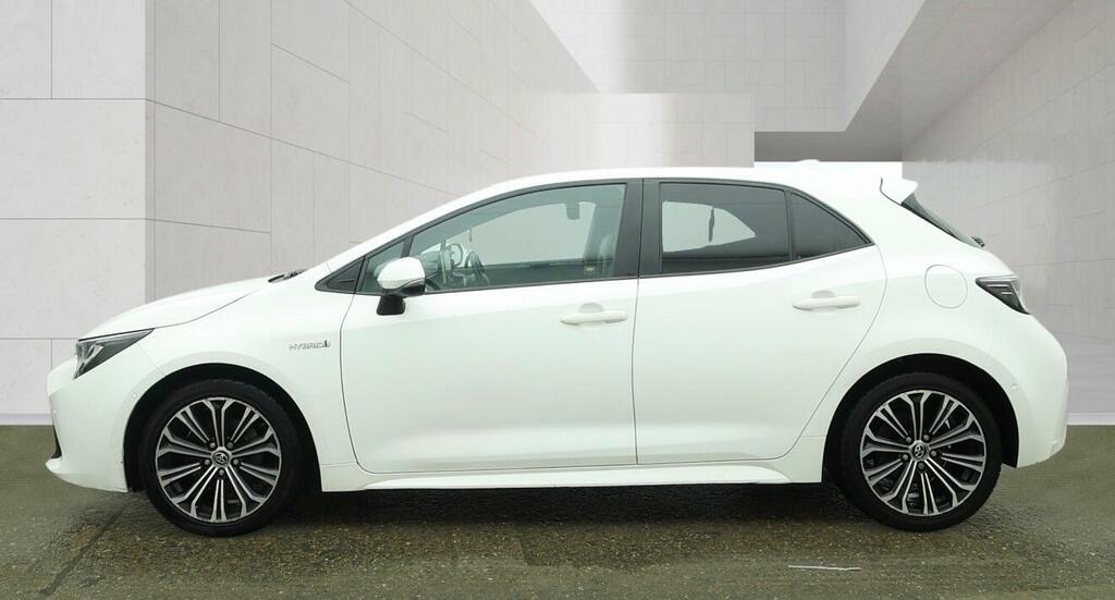 Toyota Corolla Hatchback #6