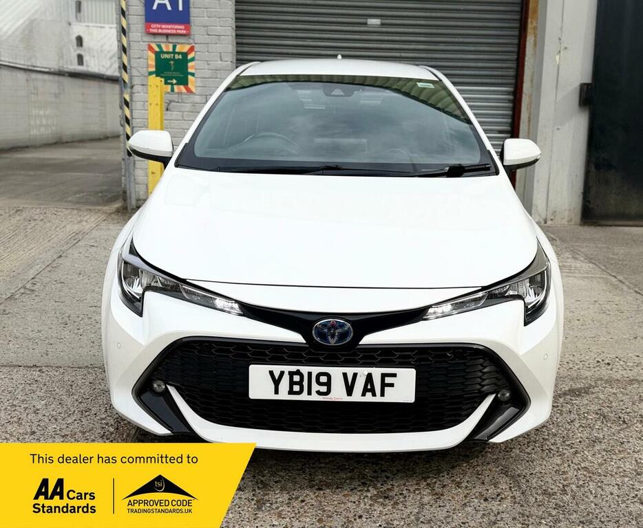 Toyota Corolla Hatchback YB19VAF #3