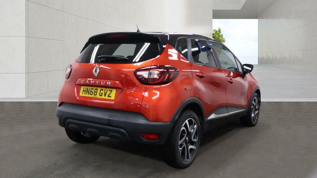 Renault Captur 0.9 Tce 90 Play Black #4