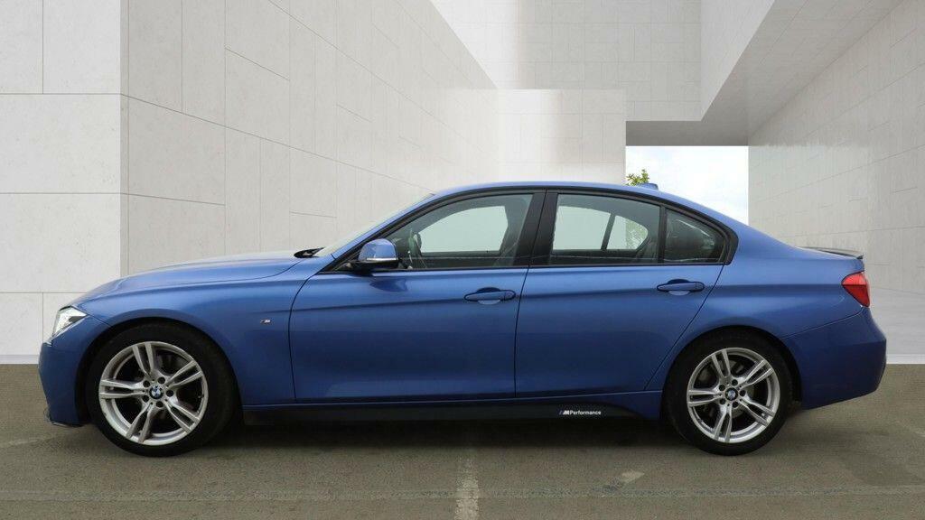 BMW 3 Series Saloon Blue #8