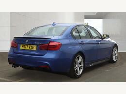 BMW 3 Series Saloon Blue #14