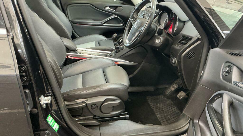 Vauxhall Zafira Tourer Tech Line Cdti Ecoflex Ss Silver #9