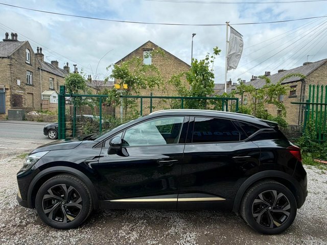 Renault Captur Suv KW73CFK Black #4