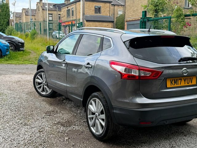 Nissan Qashqai N-connecta Dci Xtronic Black #40