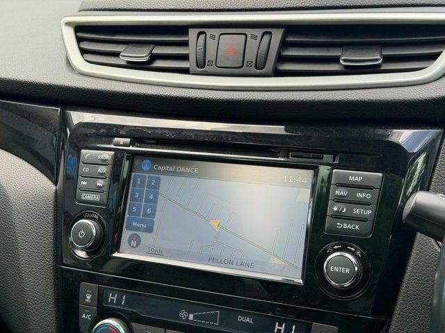 Nissan Qashqai N-connecta Dci Xtronic Black #11