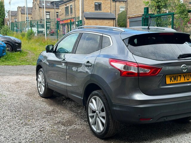 Nissan Qashqai N-connecta Dci Xtronic Black #36
