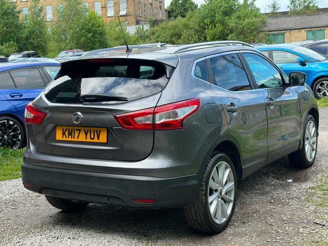 Nissan Qashqai N-connecta Dci Xtronic Black #5