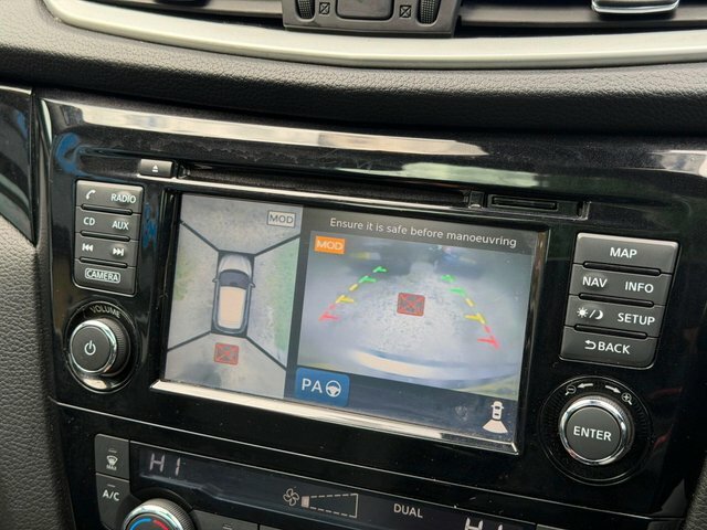 Nissan Qashqai N-connecta Dci Xtronic Black #12