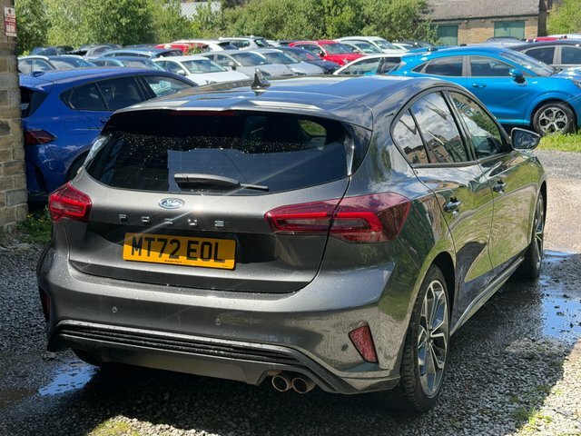 Ford Focus 1.5 Ecoblue St-line Vignale Euro 6 Ss Red #25
