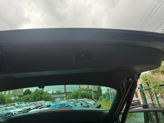 Volkswagen Tiguan Active Black #35