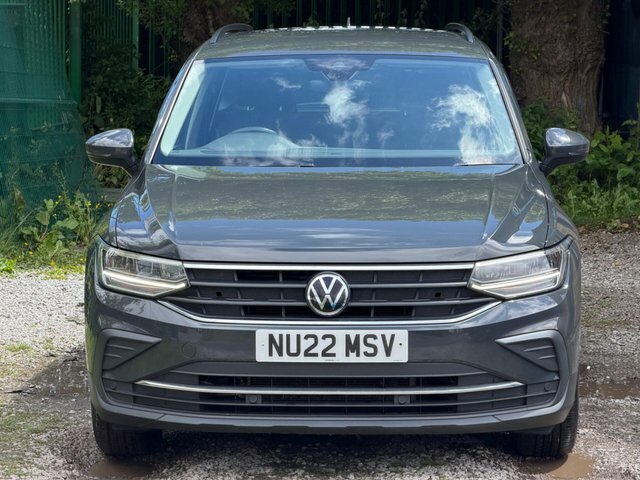 Volkswagen Tiguan Active Black #13