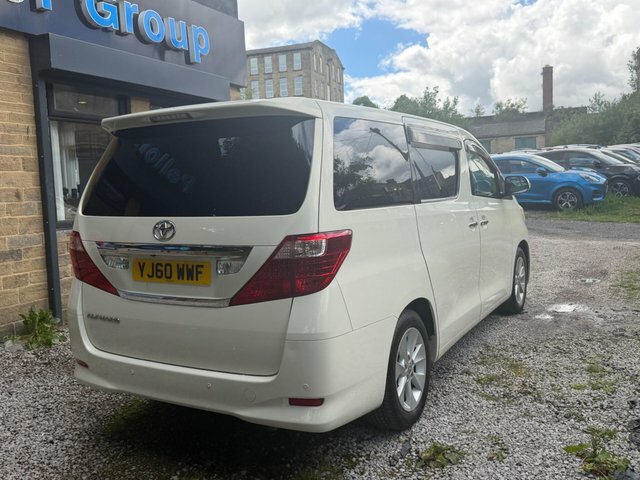 Toyota Alphard Mpv White #5