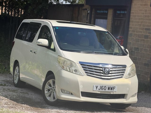 Toyota Alphard Mpv White #3