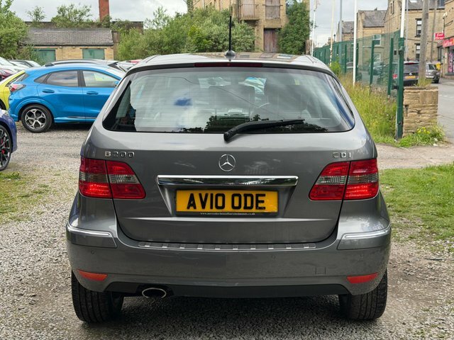 Mercedes-Benz B Class Mpv Grey #5