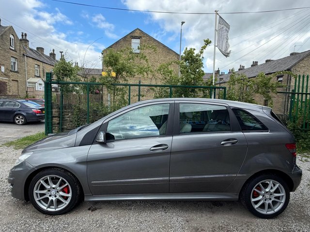 Mercedes-Benz B Class Mpv Grey #4