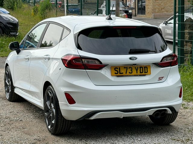 Ford Fiesta Hatchback SL73YDD White #6
