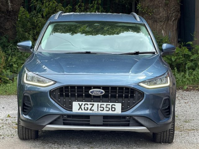 Ford Focus Hatchback XGZ1556 Blue #3