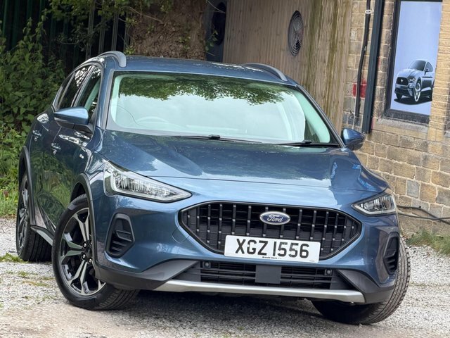 Ford Focus Hatchback XGZ1556 Blue #2
