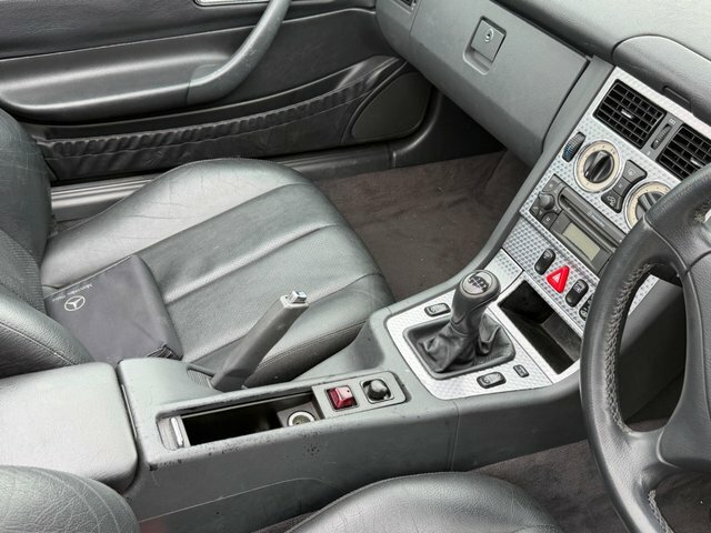 Mercedes-Benz SLK 200 Kompressor Black #14