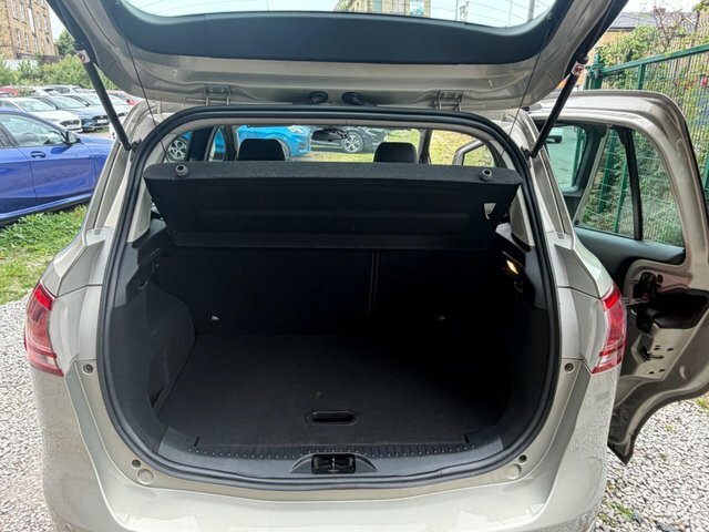 Ford B-Max 1.5 Zetec Tdci 74 Bhp Silver #15