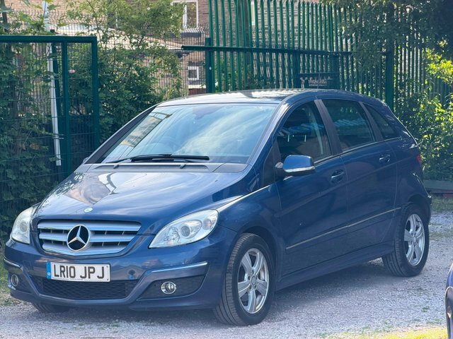 Mercedes-Benz B Class 1.7 B180 Sport 116 Bhp Red #40