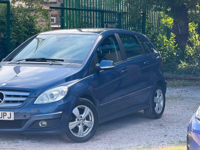 Mercedes-Benz B Class 1.7 B180 Sport 116 Bhp Red #43