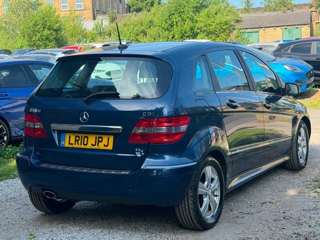 Mercedes-Benz B Class 1.7 B180 Sport 116 Bhp Red #39