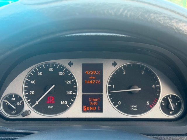 Mercedes-Benz B Class 1.7 B180 Sport 116 Bhp Red #31