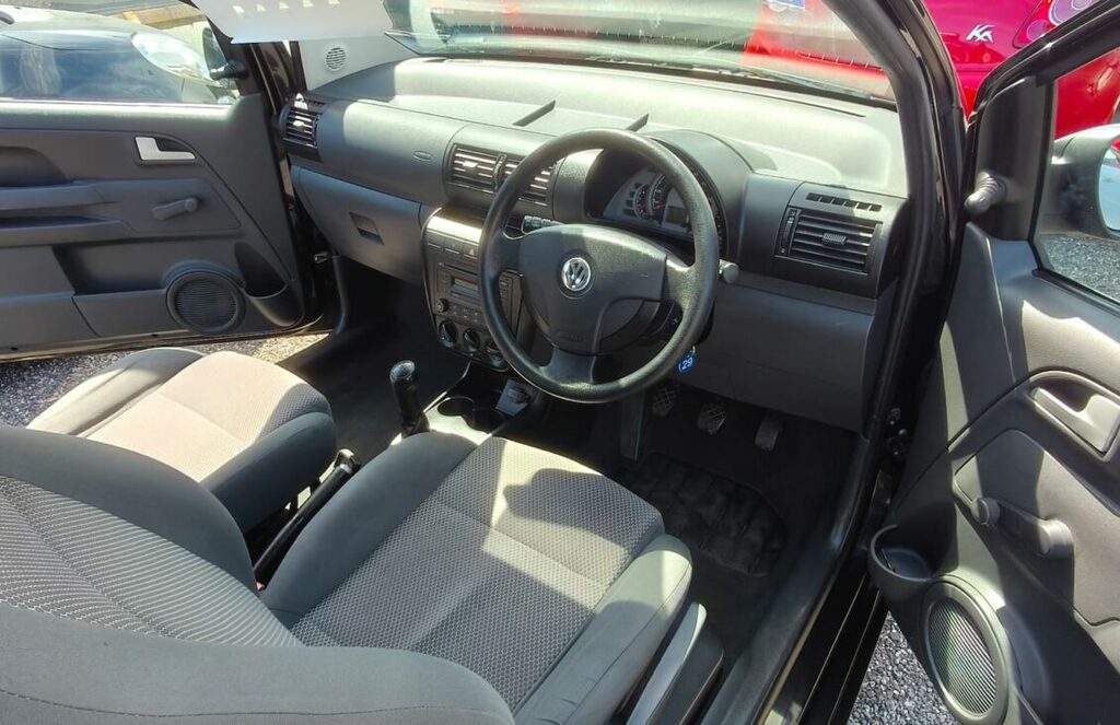 Volkswagen Fox Hatchback Black #5