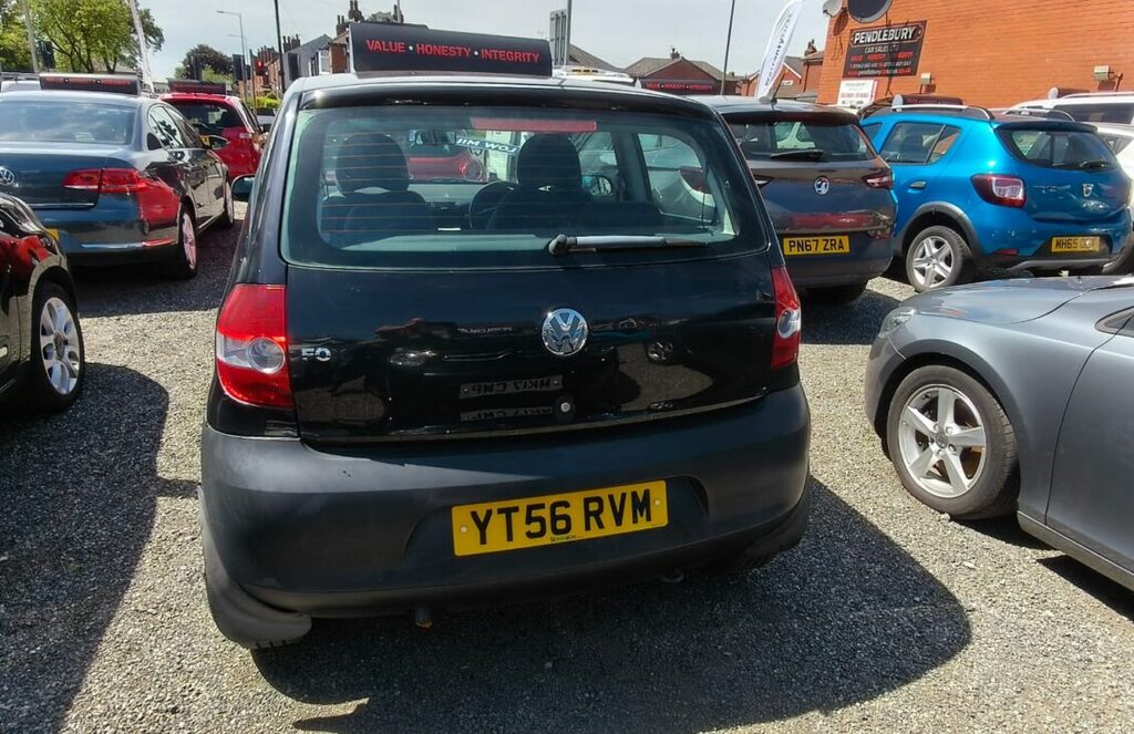 Volkswagen Fox Hatchback Black #2