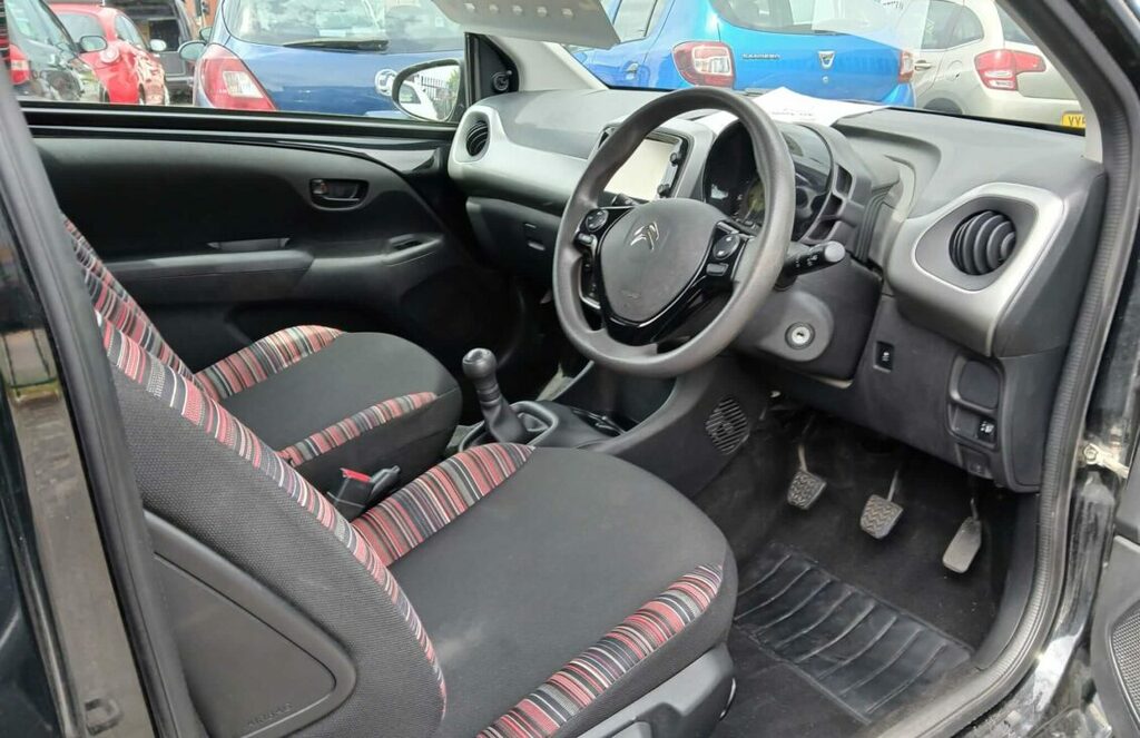Citroen C1 1.2 Puretech Flair Hatchback Eur Red #7