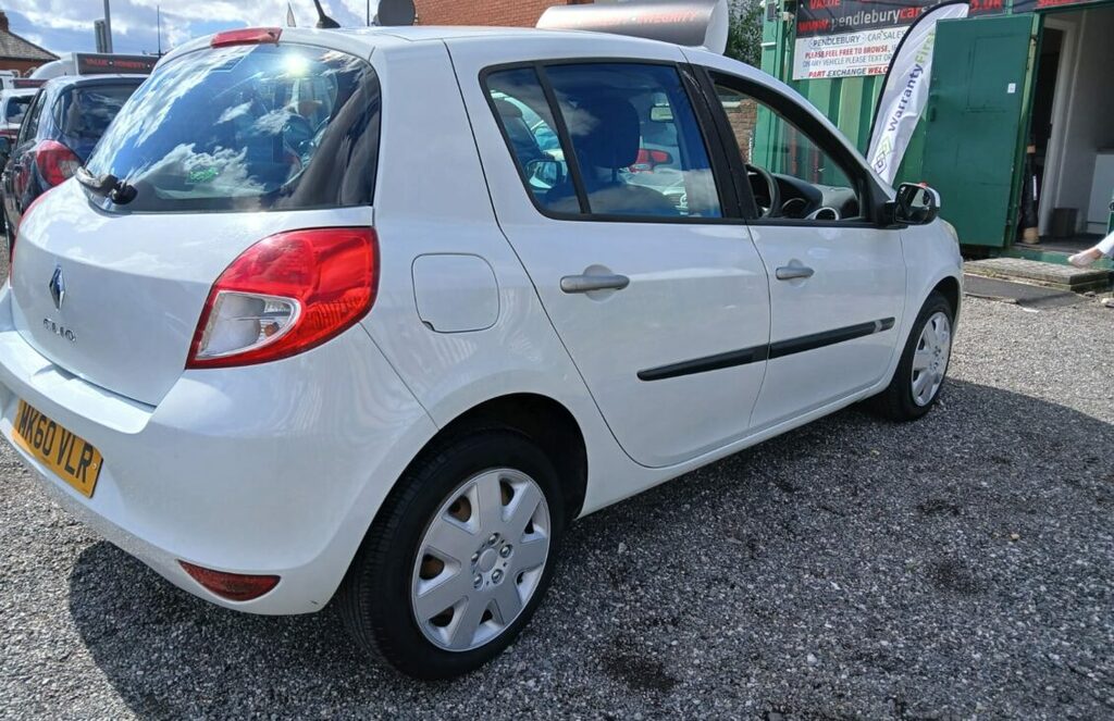 Renault Clio Hatchback MK60VLR Black #4
