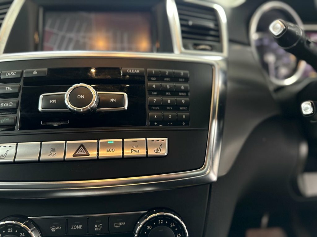Mercedes-Benz M Class Ml250 Cdi Bluetec Sport Black #128