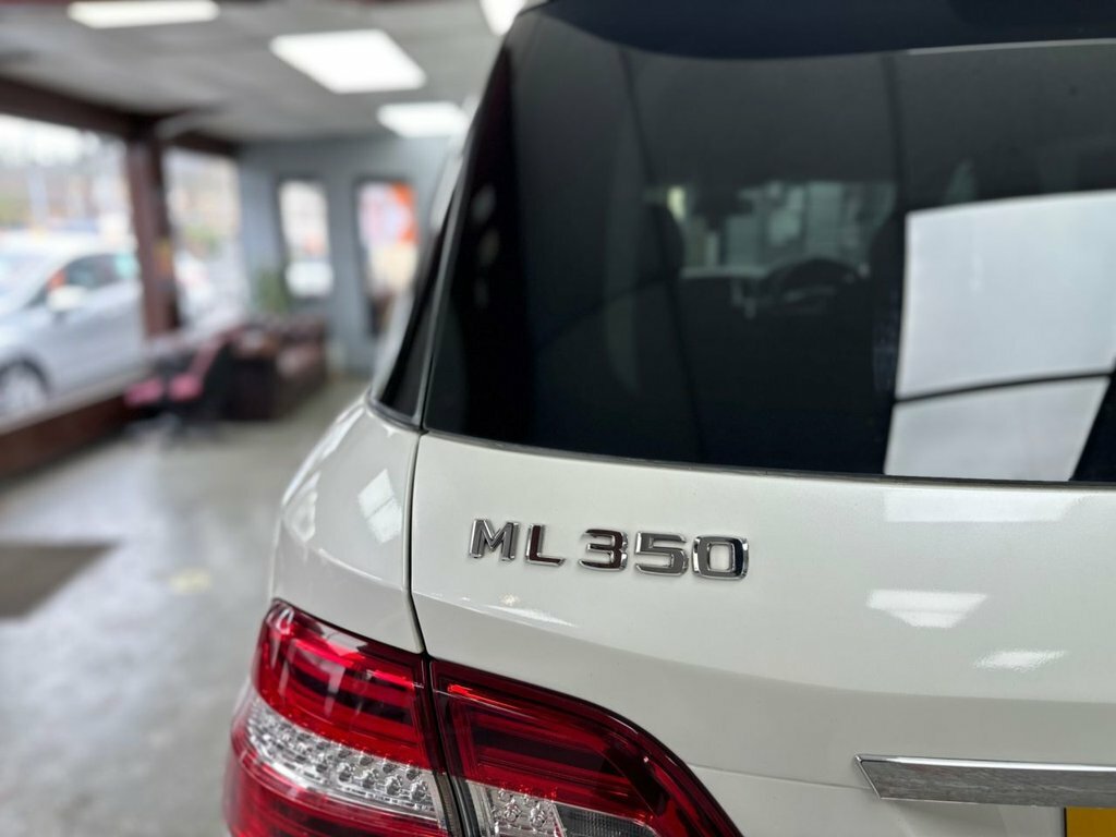 Mercedes-Benz M Class Ml250 Cdi Bluetec Sport Black #64