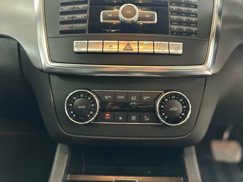 Mercedes-Benz M Class Ml250 Cdi Bluetec Sport Black #130