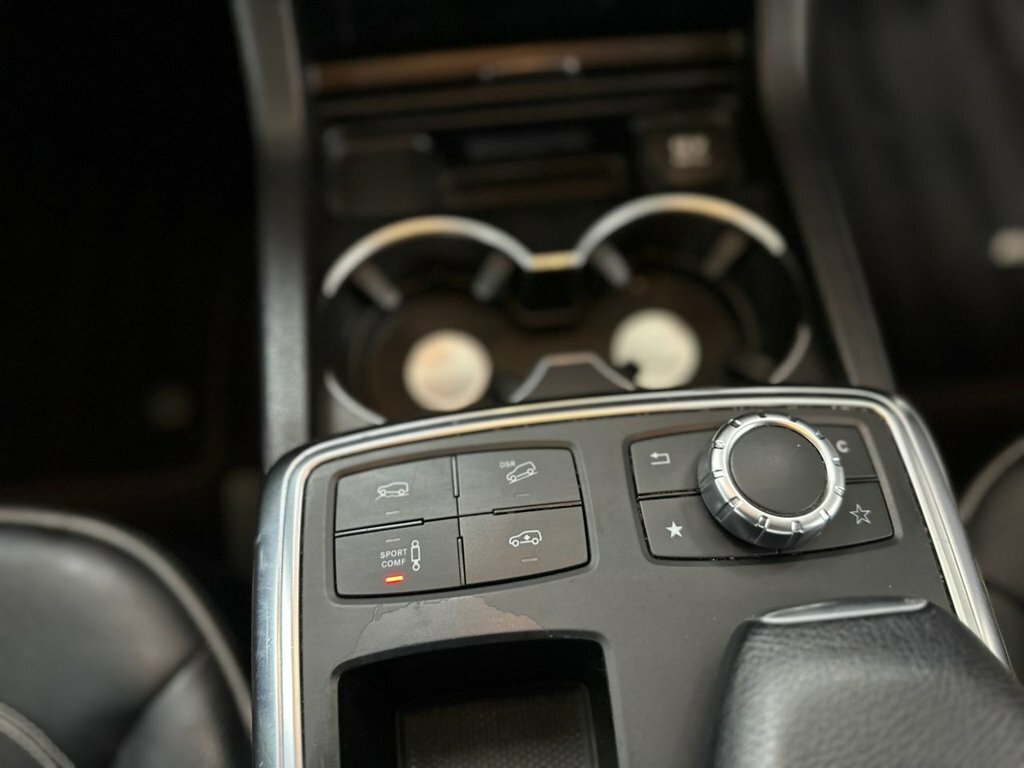 Mercedes-Benz M Class Ml250 Cdi Bluetec Sport Black #137