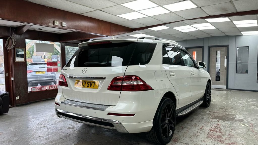 Mercedes-Benz M Class Ml250 Cdi Bluetec Sport Black #14