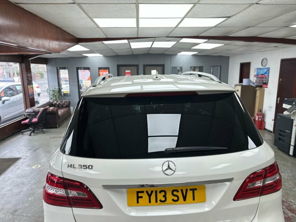 Mercedes-Benz M Class Ml250 Cdi Bluetec Sport Black #63