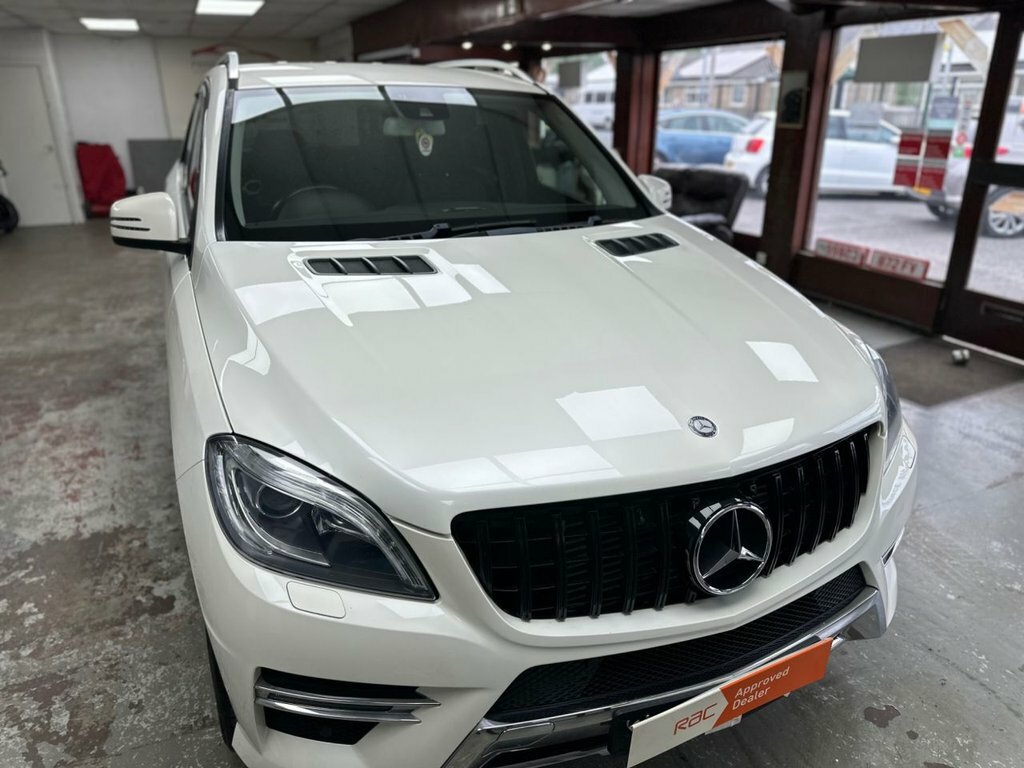 Mercedes-Benz M Class Ml250 Cdi Bluetec Sport Black #40
