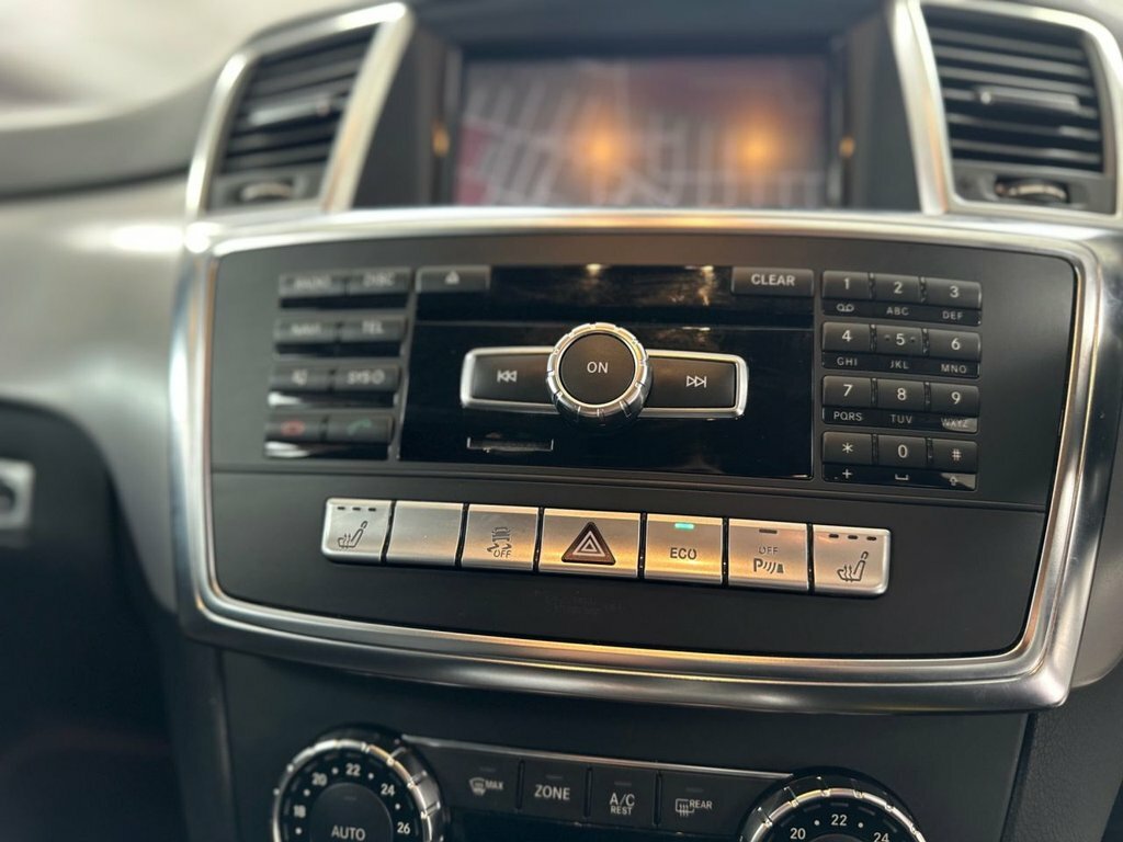 Mercedes-Benz M Class Ml250 Cdi Bluetec Sport Black #127